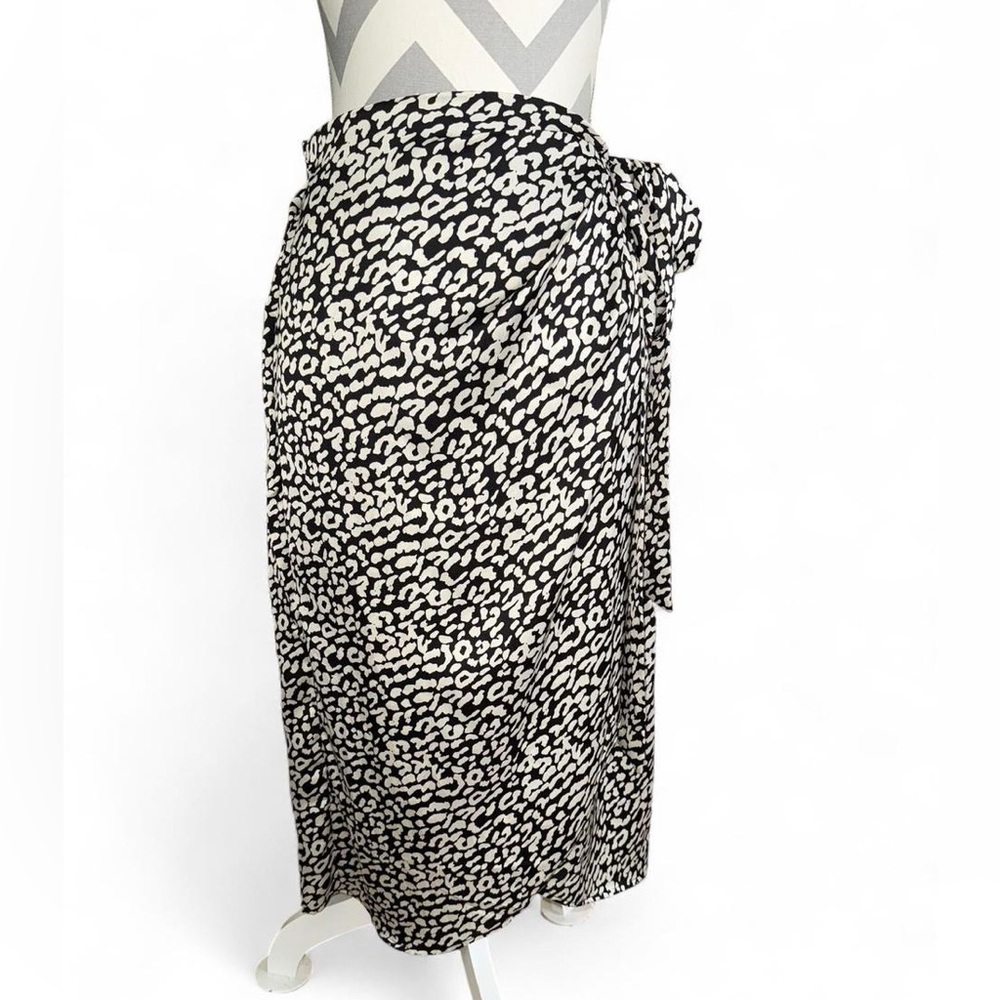 Sadie & Love Black and White Skirt
